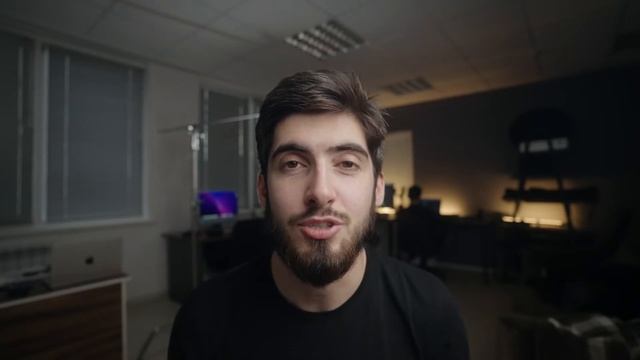 Как правильно освещать сцену в кадре. Снято на SONY a7s iii slog3.cine смотреть онлайн