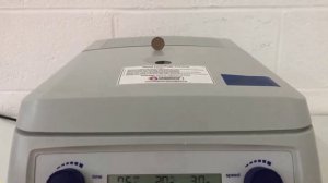 Eppendorf 5418 R высокоскоростная микроцентрифуга с охлаждением