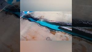 Заливка столешницы из эпоксидной смолы