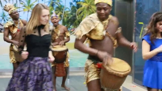 МУЗЫКАЛЬНОЕ ШОУ - Африканское шоу! © Простые Радости смотреть онлайн