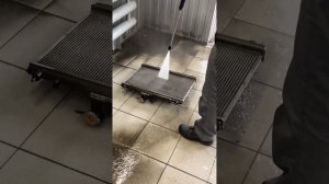 ASMR Мойка радиаторов Nissan Tiida в Favorit Motors.