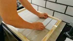 Самодельная форма из герметика для плитки из гипса. Своими руками форма для гипса.