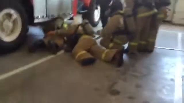 Звено ГДЗС, тренировка с повязкой на глазах. смотреть онлайн