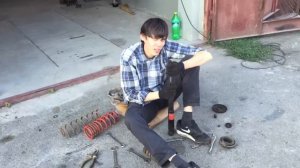 Как понять когда менять амортизаторы или стойки