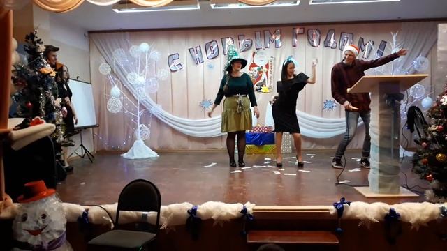 Новогодняя сказка 11 класса смотреть онлайн