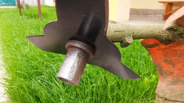НОВАЯ насадка на триммер.  Бензиновый триммер для травы  как газонокосилка .