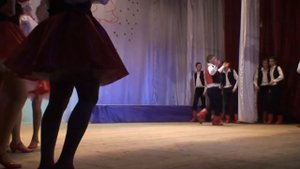 ТИК БИЛА ХМАРА, ТАНЕЦ