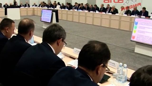 Глава региона встретился с новым начальником УФСБ по Свердловской области смотреть онлайн