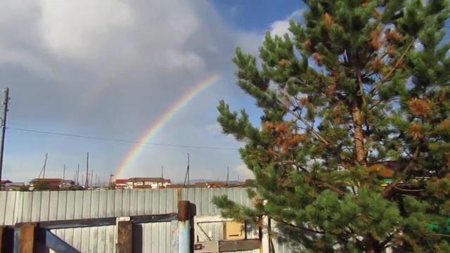 Очень яркая радуга в небе! Снято на мыльницу Canon Powershot SX430 IS Преломление света смотреть онлайн