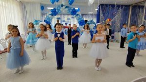 Танец "Мы -лучшие" подготовительная гр.mp4