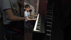 Пройти гордо мимо Марта Майер пианино фортепиано