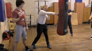 Бокс  правый прямой удар для начинающих English subs