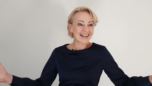 Анна Максимова. И скучно и грустно....  Актёрская визитка