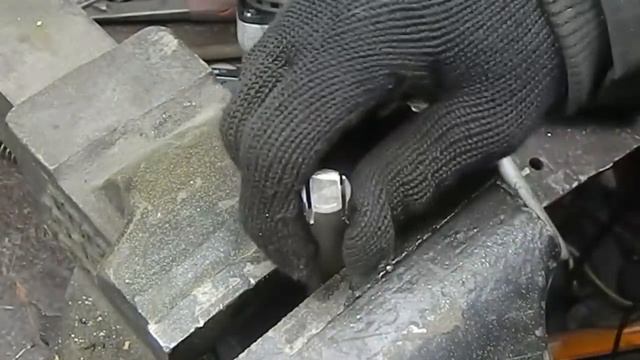 Эта САМОДЕЛКА Открутит Всё! Просто Гениальное Приспособление! смотреть онлайн