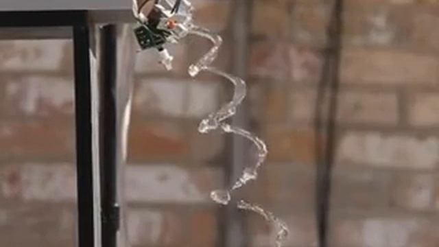 Звук + вода = волшебство смотреть онлайн