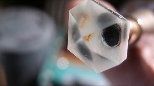 How To Cut Gemstones - Topaz Faceting смотреть онлайн