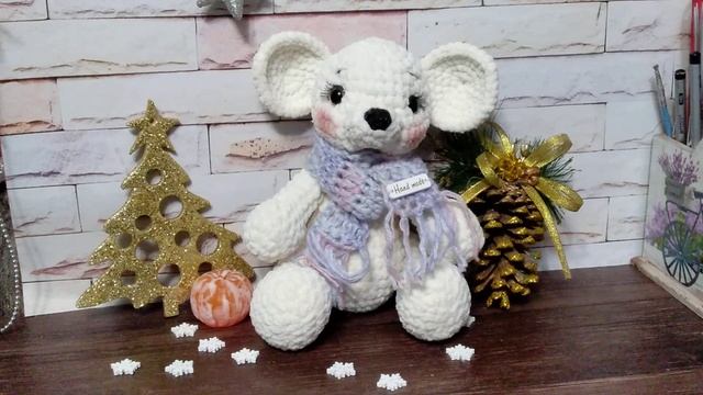 Мышка Снежка ?. готовая работа.#вязаниекрючком #вязаныеигрушки #вязанаямышка