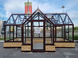 Стеклянные теплицы Алтима