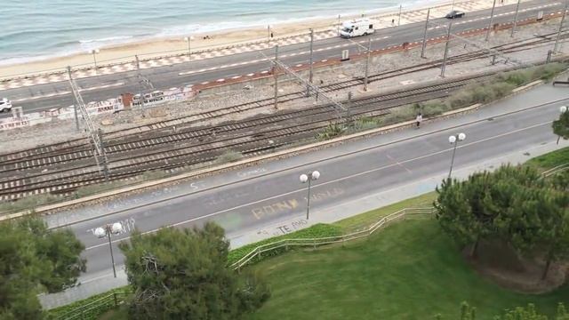 Надпись на дороге в городе Террагона, Испания. смотреть онлайн