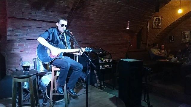 Александр Fly Макаренко #квартирник #наИльинской #ombar #концерт #омск смотреть онлайн