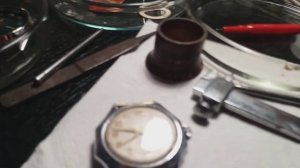 Реставрация часов " Восток " с календарём - " после капитального репасажа ".