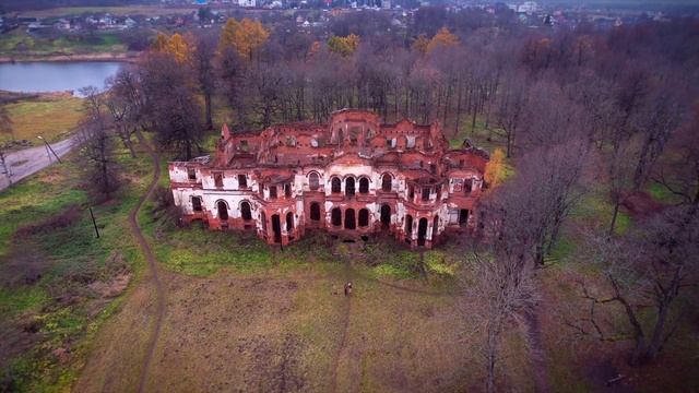 Заброшенная усадьба "Гостилицы" в Ленинградской области смотреть онлайн