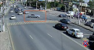 В Волгограде арестовали водителя «Мерседеса», устроившего дрифт на перекрестке
