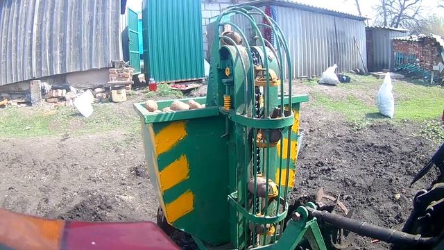 ❇Посадка Картофеля Самодельной Картофелесажалкой☑ смотреть онлайн