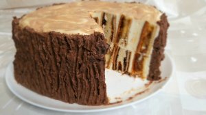 Торт Трухлявый пень. Торт - сказка! Сметанный торт с курагой черносливом и орехами.