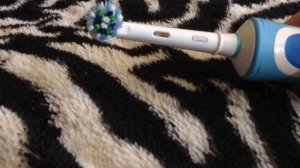 Электрическая зубная щетка Oral-B обзор, впечатления, плюсы и минусы