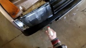 Золотая пленка на фары! Тонировка фар пленкой.