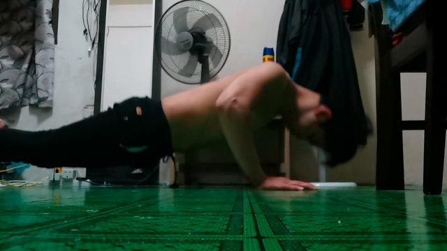 Doing 10 push up every day Until," KSI" react (attempt 2) day 2.*HOUDINI *2 смотреть онлайн