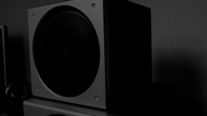 Logitech Z3e vs Logitech Z-2300 [big bro] system bass-sound test