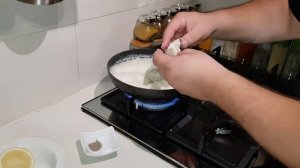 спагетти с соусом горгонзола и сыром рокфор