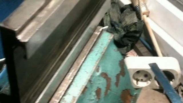 Токарный станок EMU 200. Малая продольная подача. смотреть онлайн