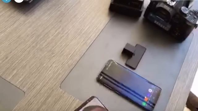 Galaxy S8 Facial recognition can be bypassed With a Photo DEMO смотреть онлайн