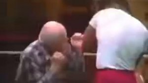Редкие кадры того, как Кас Дамато учит Майка Тайсона