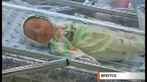 Мальчик, девочка и еще мальчик