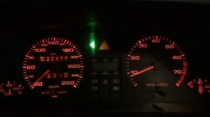 Приборная панель от ауди 200 в ауди 100