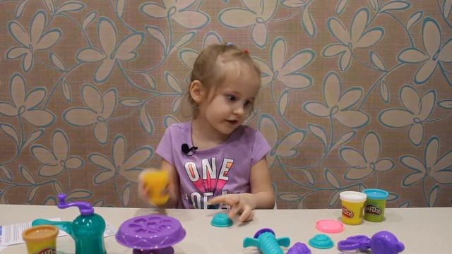 Play-Doh Kithen Creations «Выпечка и пончики». Распаковка и обзор набора. Miss Masha и пончики смотреть онлайн