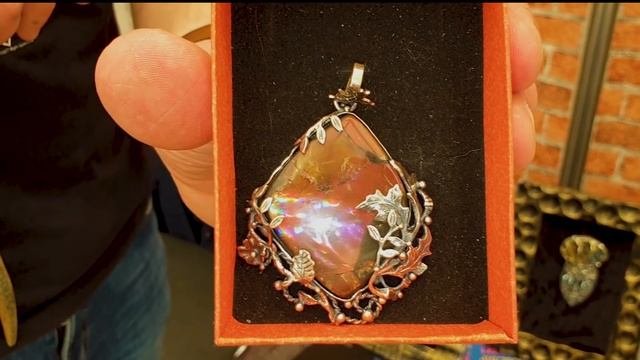 Москва. Май 2021. Парк отдыха Сокольники. Ювелирная выставка-продажа "ЮВЕЛИРНЫЙ ВЕРНИСАЖ". Часть 1. смотреть онлайн