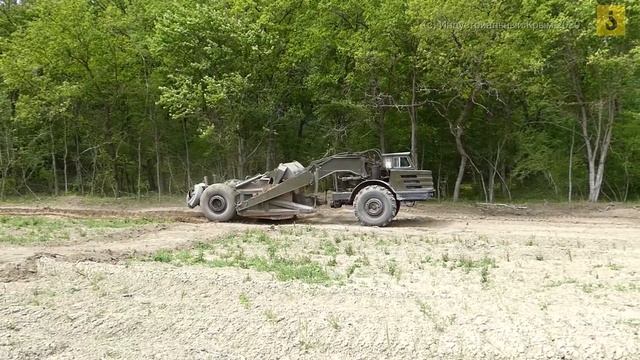 Строительство пруда водонакопителя. Белогорский район, с. Земляничное. Часть #1 Снятие ПРС. смотреть онлайн