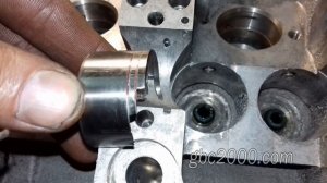 Вновь ГБЦ с неудачным восстановлением посадочных мест форсунок Volkswagen T5 2.5 устраняем косяки