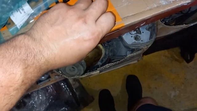 Начало сборки трансмиссии Fendt favorit 824 смотреть онлайн