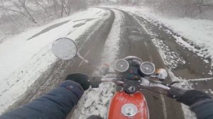 ПРОХВАТ ПО СНЕГУ НА МОТОЦИКЛЕ JAWA 350