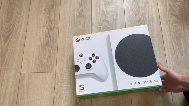 Купил XBOX SERIES S в 2022 за 24.000 рублей