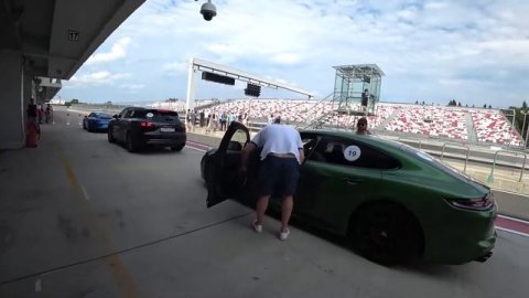 Закрытая презентация нового Porsche. Тест драйв 6ти разных автомобилей Porsche за один день.