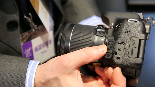 Käed küljes: Canon EOS 750D peegelkaamera CP+ fotomessil смотреть онлайн