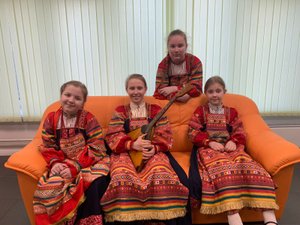 Фольклорный ансамбль "Тараторки"