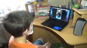 Челябинским школьникам из малообеспеченных семей подарили ноутбуки